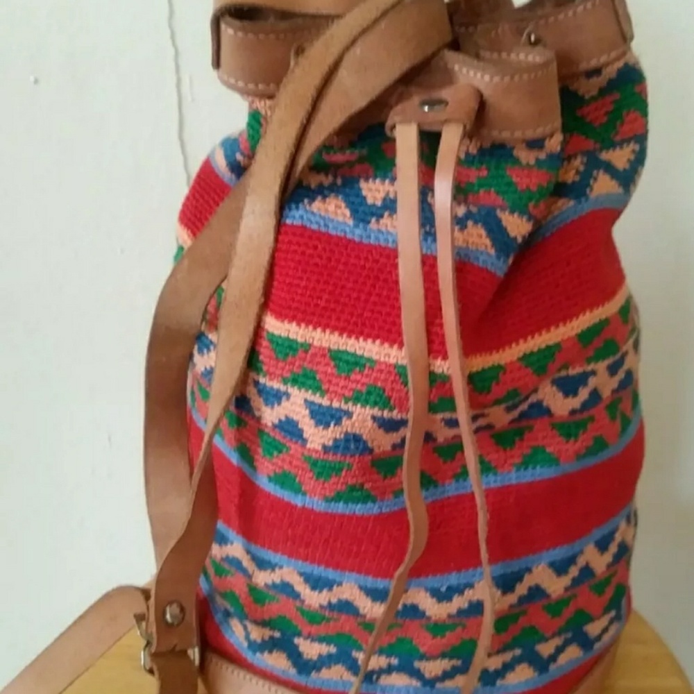 Red muti color leather bottom travel beach bag